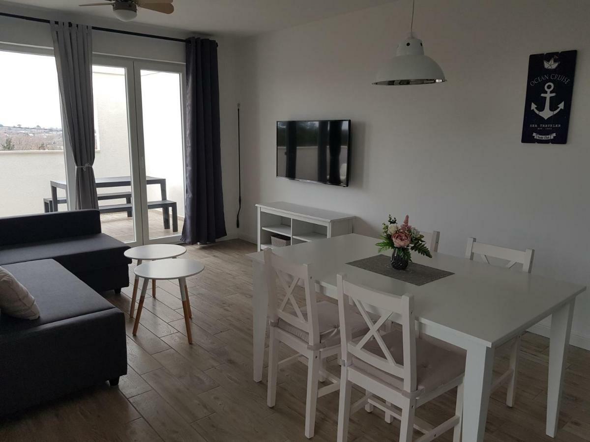 Apartment Rosenberg Medulin Buitenkant foto